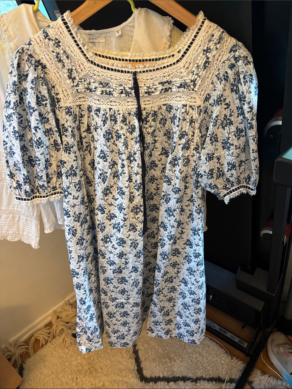 Doen Cadeau White Floral Cotton Dress with Blue Print - Picture 4 of 17